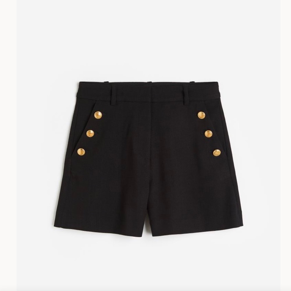 NWT H&M Button Detail Shorts